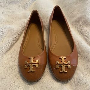 Tory Burch Leather shoes. Size 7 Excellent Cond